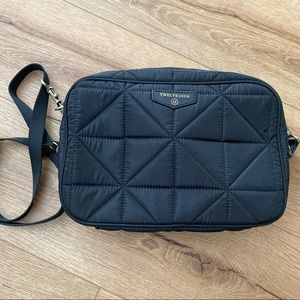 TWELVElittle Diaper Clutch (Black)